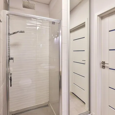 Al. Jerozolimskie 216 Perfect *