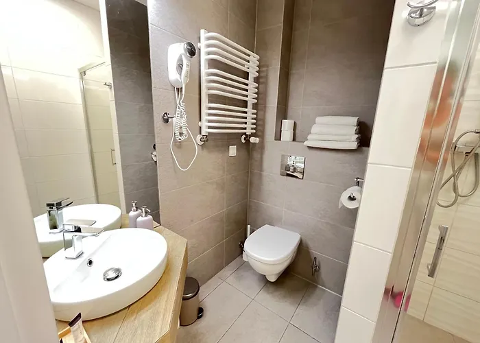 Al. Jerozolimskie 216 Perfect *