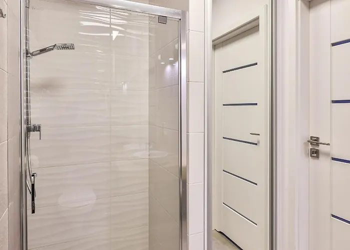 Al. Jerozolimskie 216 Perfect *